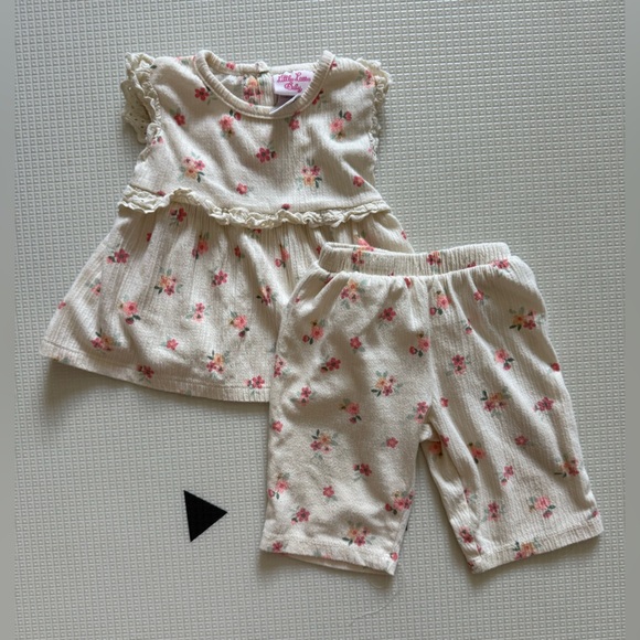 Little Lass|Baby girl Ditsy Floral Outfit Set,short sleeve top & wide leg pants• - Picture 1 of 4